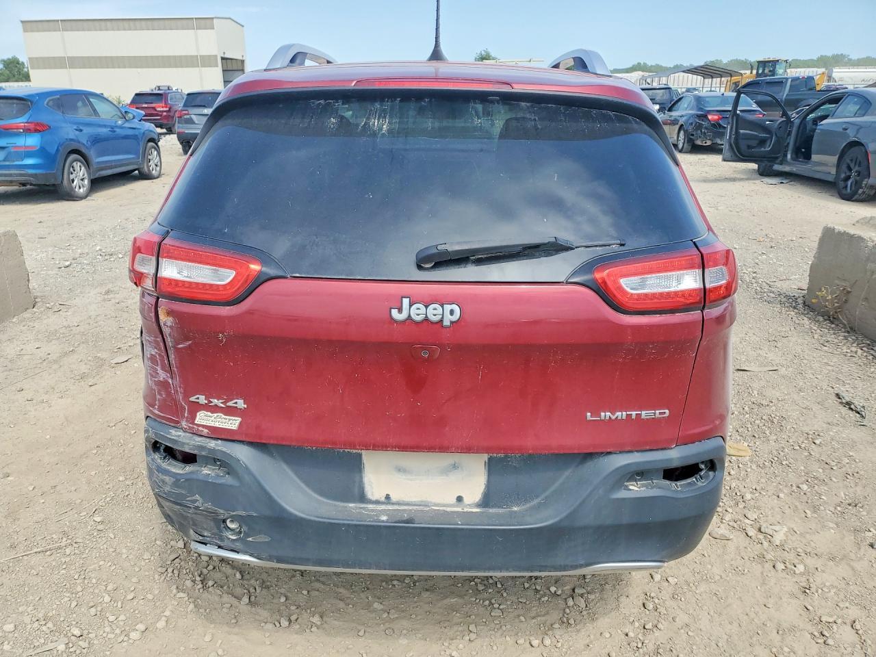 2016 Jeep Cheeroke - Фото 6