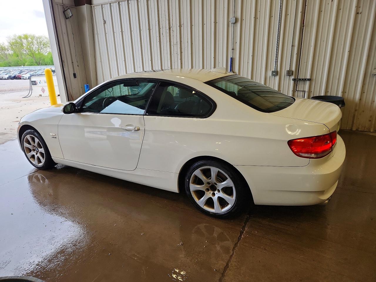 2009 BMW 328 Xi - Фото 2
