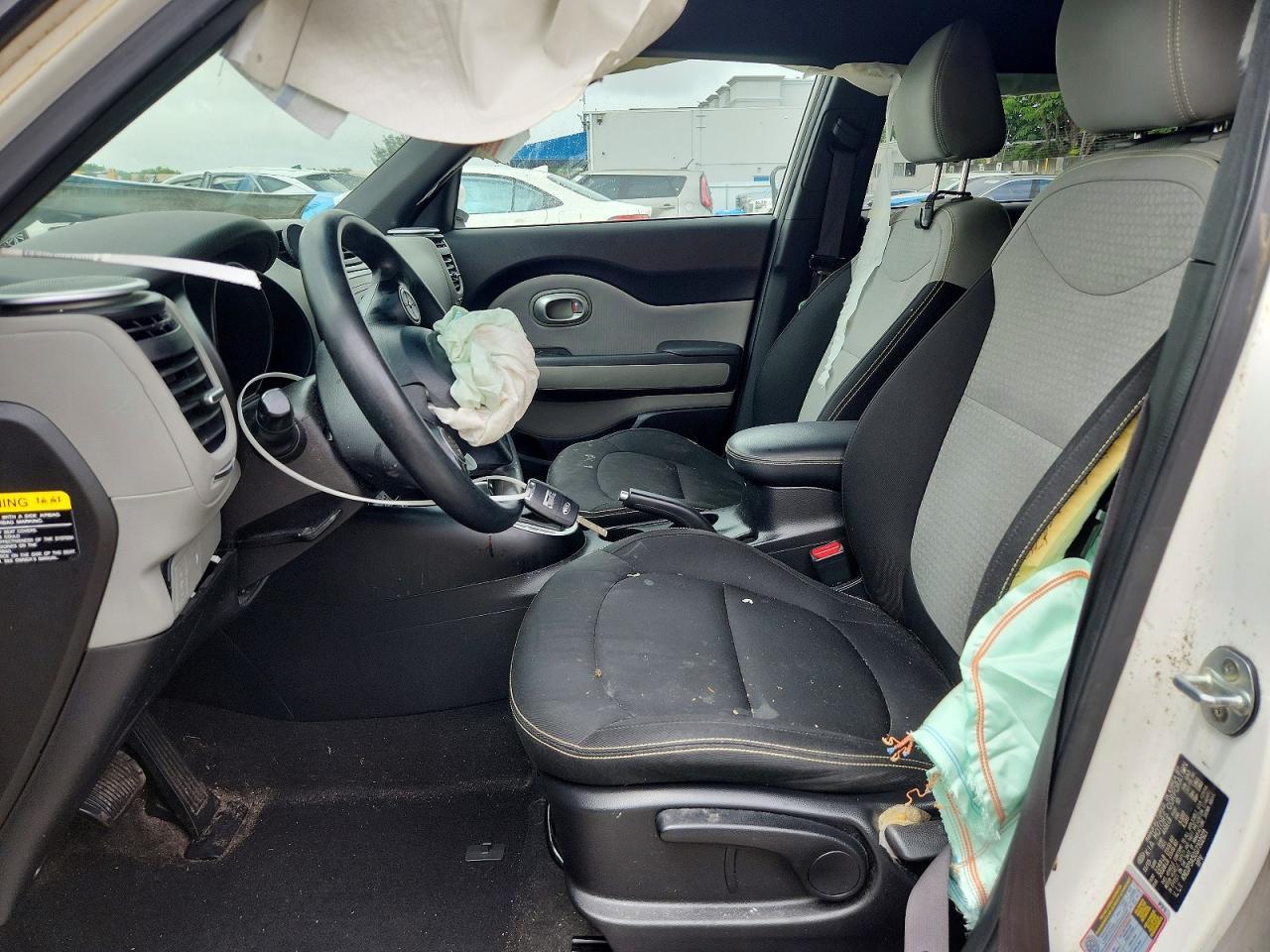 2016 Kia Soul + - Image 7