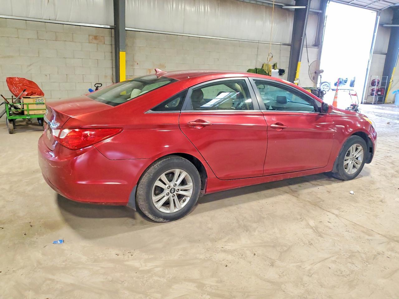 2011 Hyundai Sonata Gls - Image 3