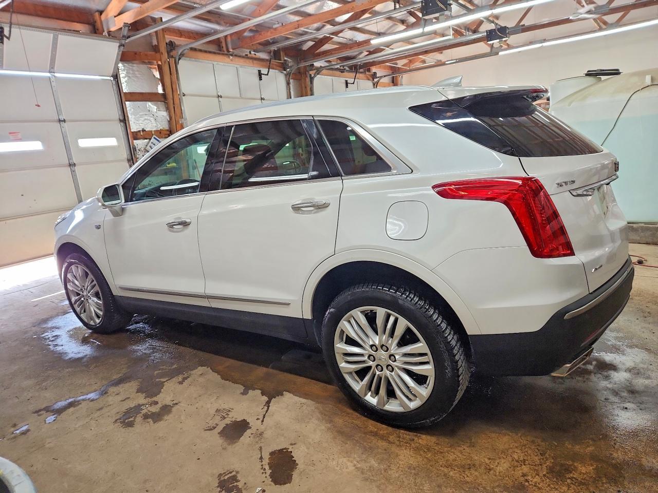 2018 Cadillac Xt5 Premium Luxury - Фото 2