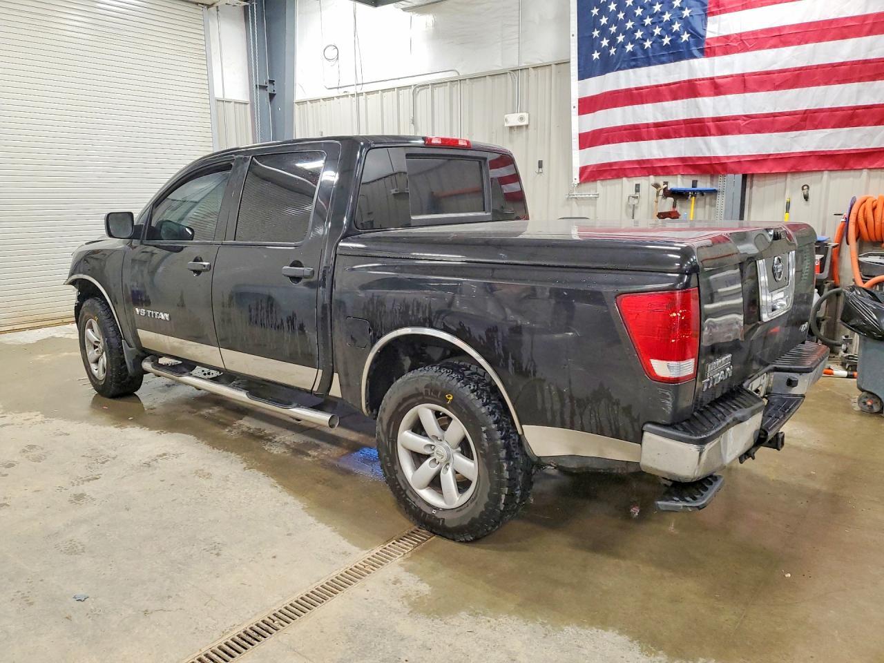 2012 Nissan Titan S - Фото 2