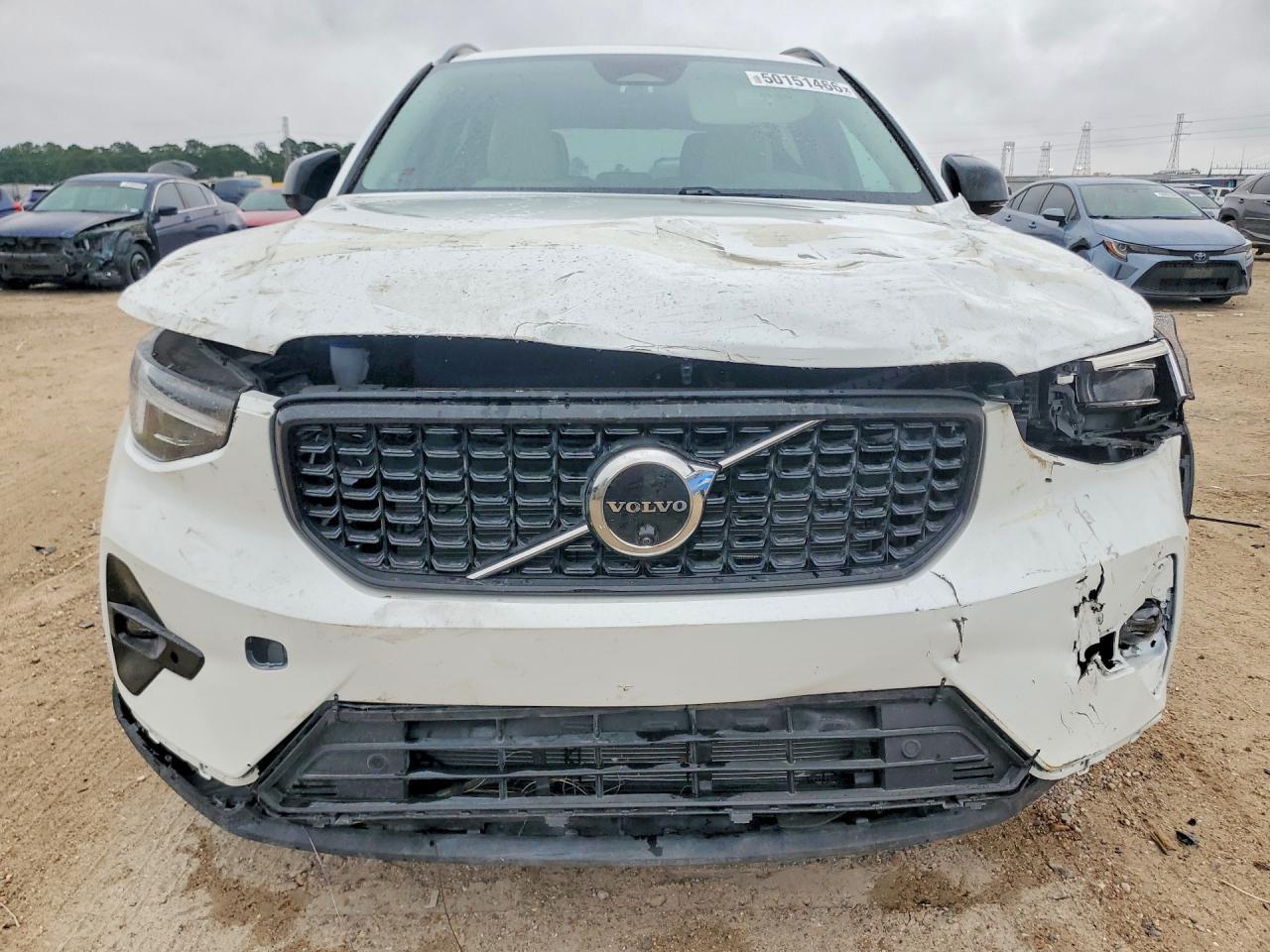 2026 Volvo Xc40 Plus - Фото 5