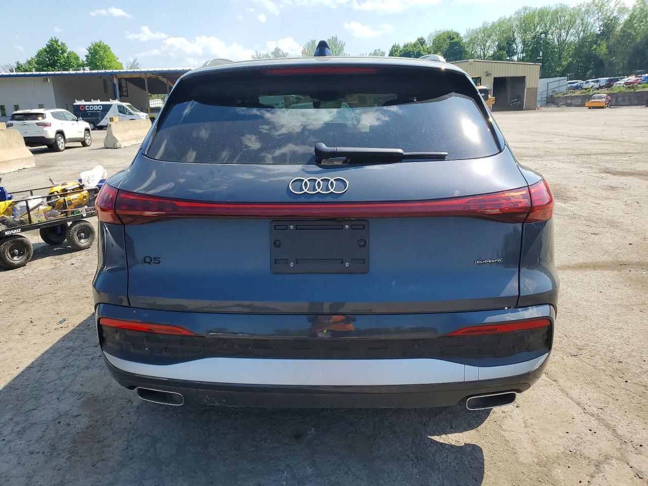 2025 Audi Q5 Premium - Фото 6