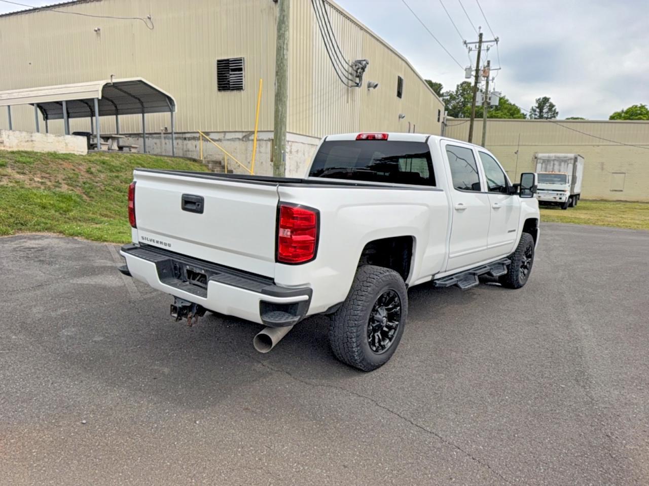 2019 Chevrolet Silverado K2500 Heavy Duty Lt - Image 4