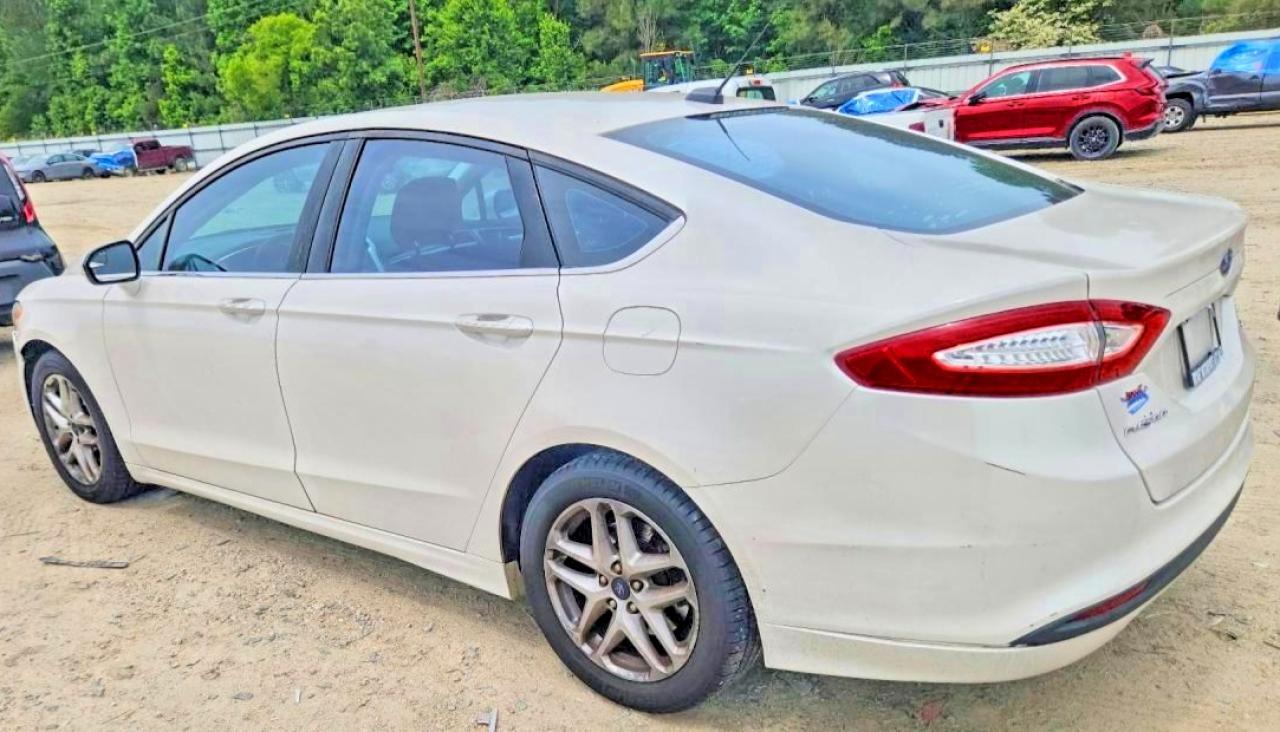 2014 Ford Fusion Se - Фото 2