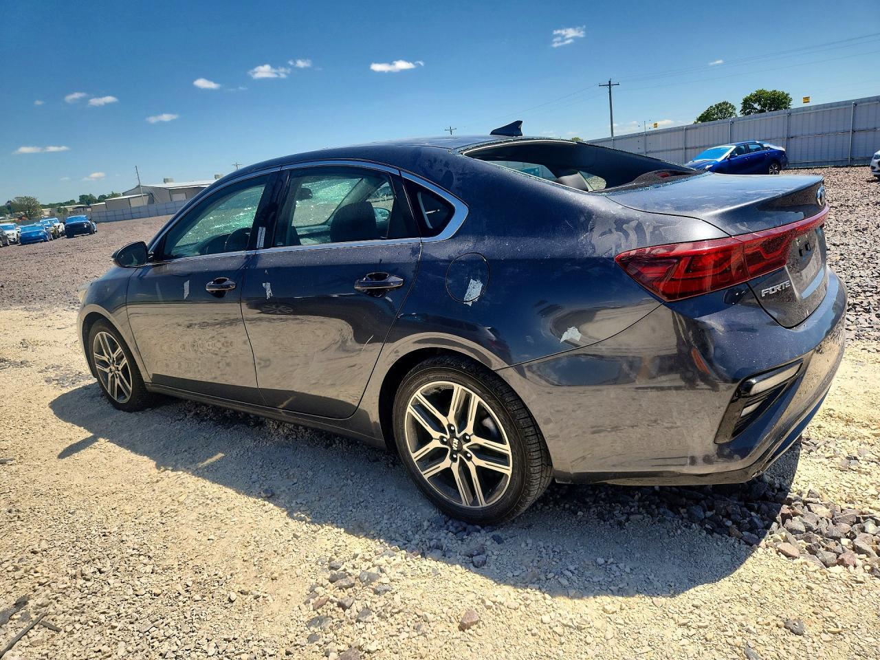 2021 Kia Forte Ex - Image 2