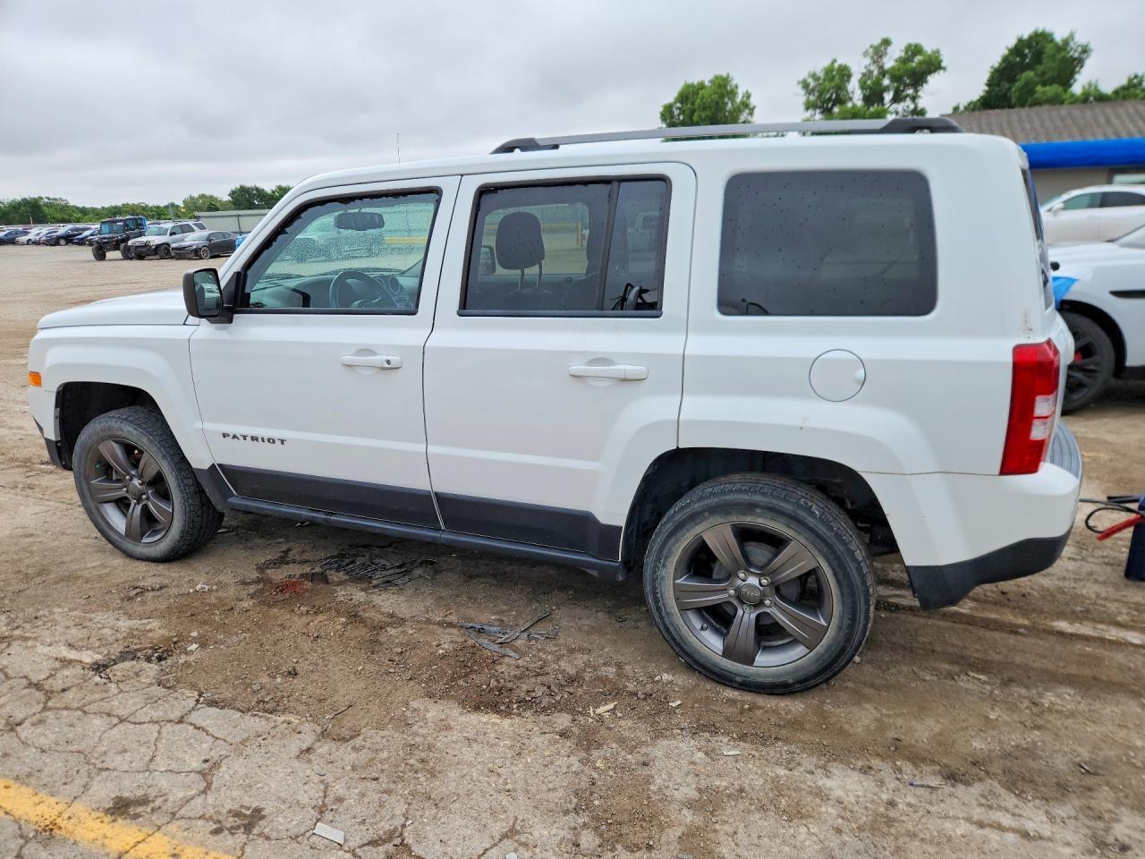 2017 Jeep Patriot Sport - Image 2