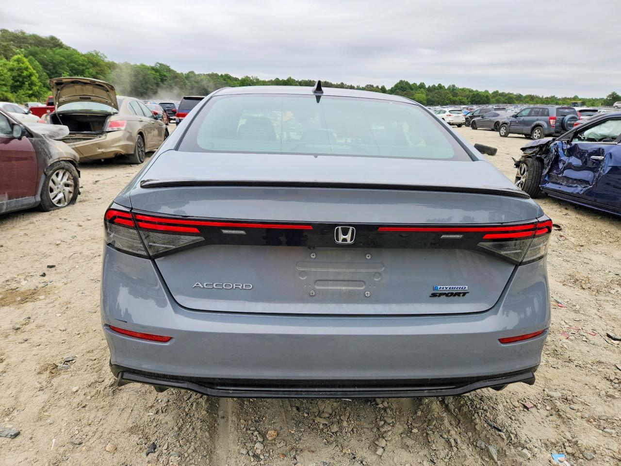 2023 Honda Accord Hybrid Sport-L - Image 6