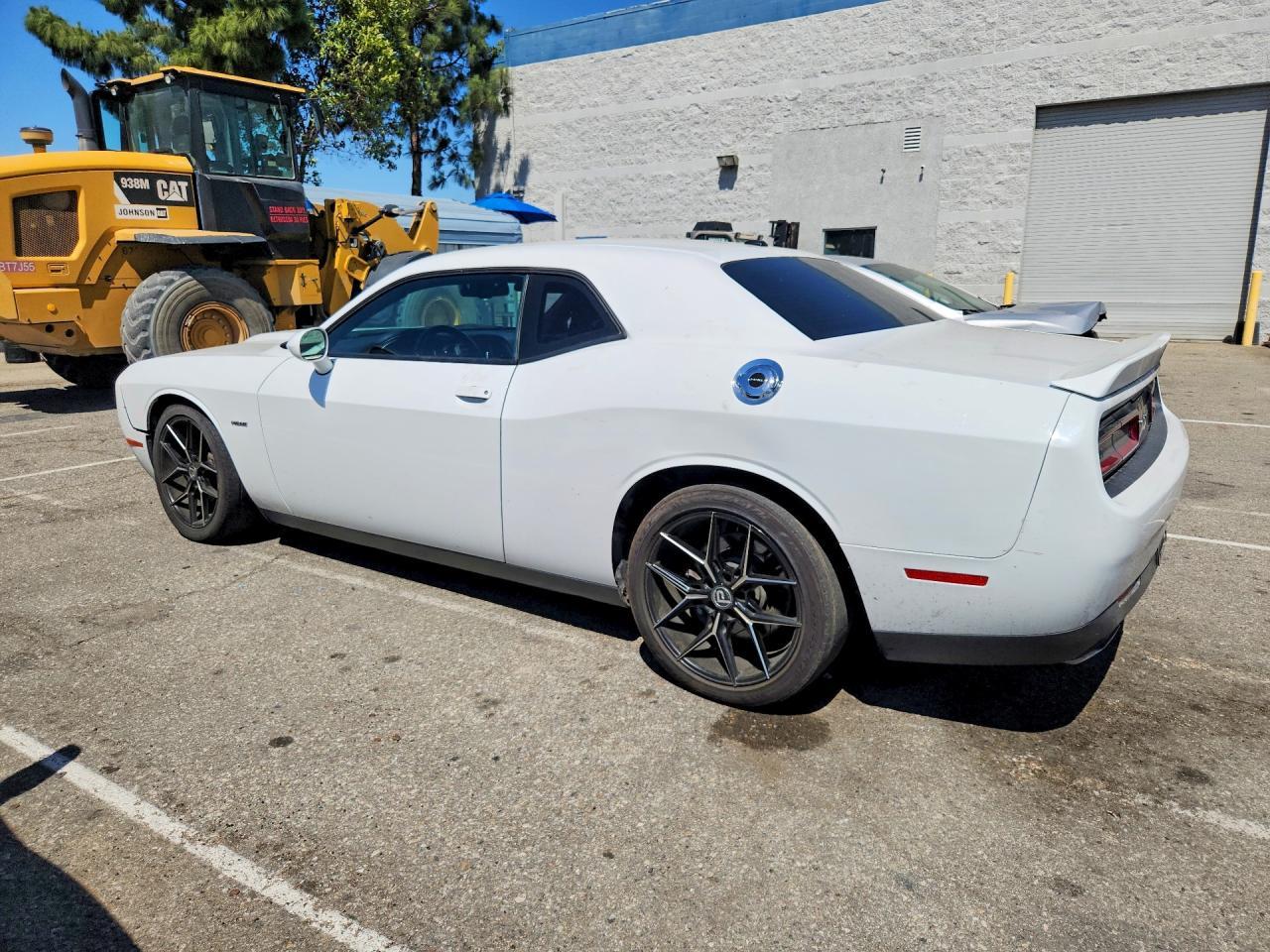 2019 Dodge Challenger R - Image 2