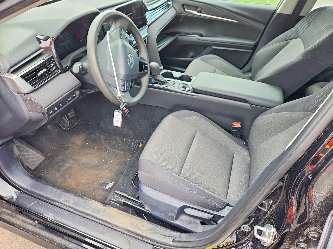 2025 Toyota Camry Le - Фото 7