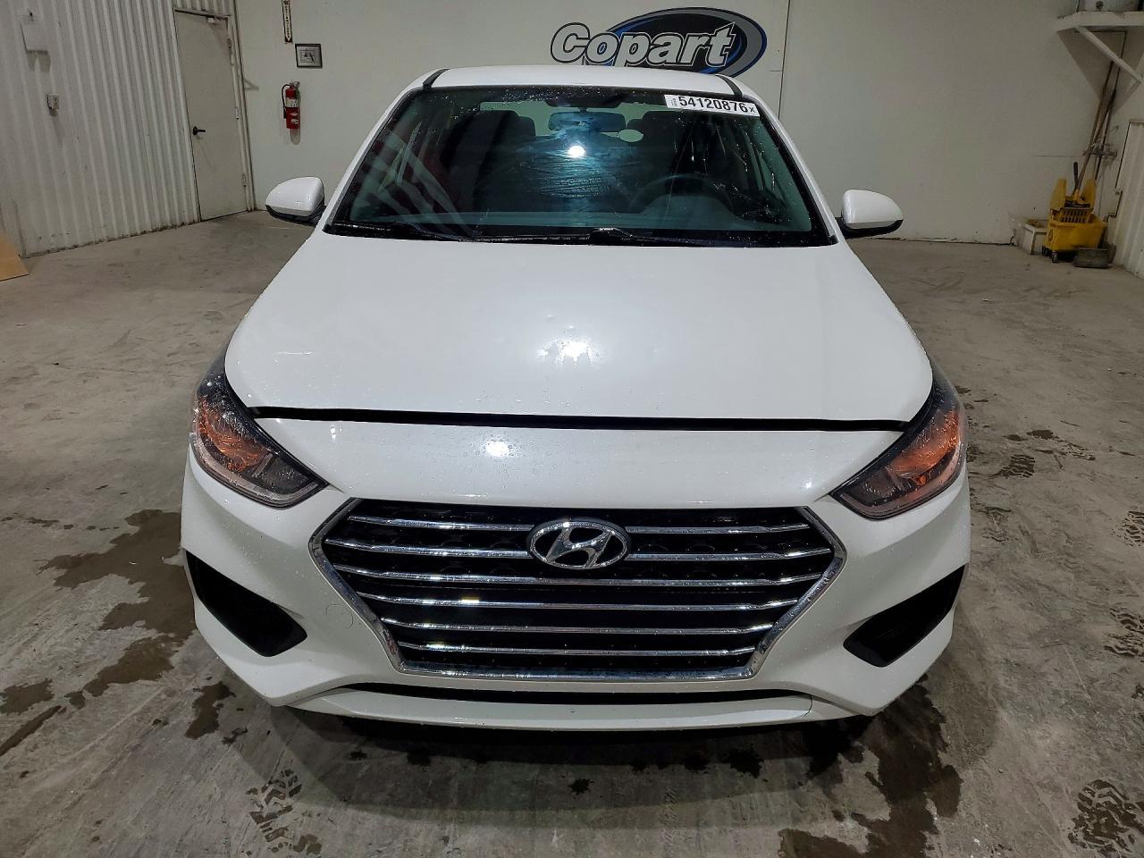 2022 Hyundai Accent Se - Image 5