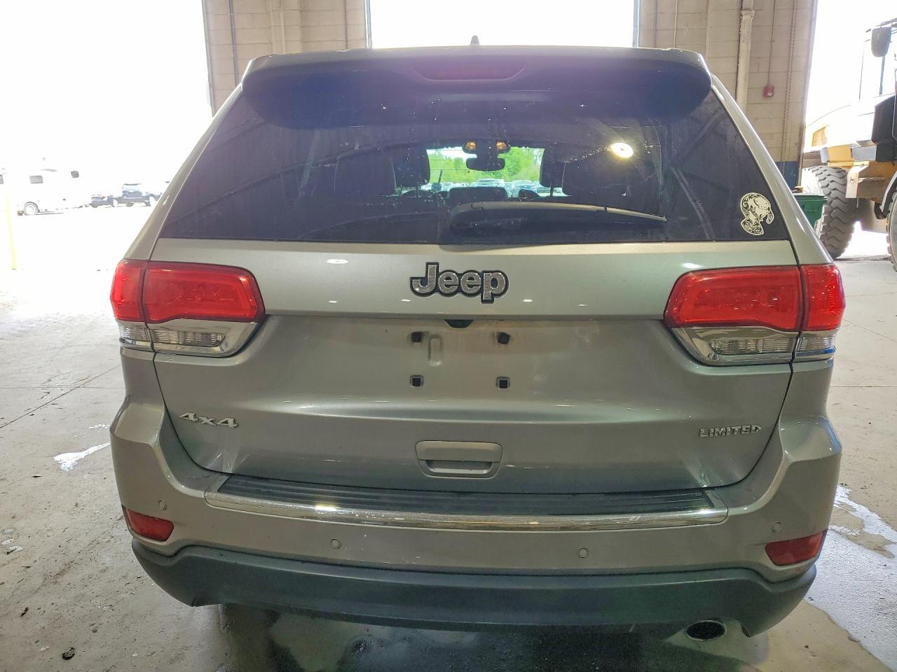 2018 Jeep Grand Cherokee Limited - Image 6
