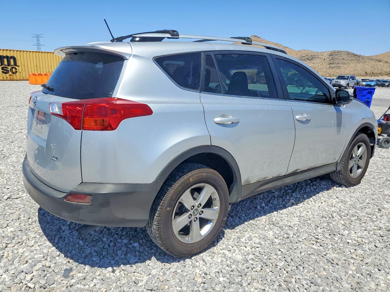 2015 Toyota Rav4 Xle - Фото 3