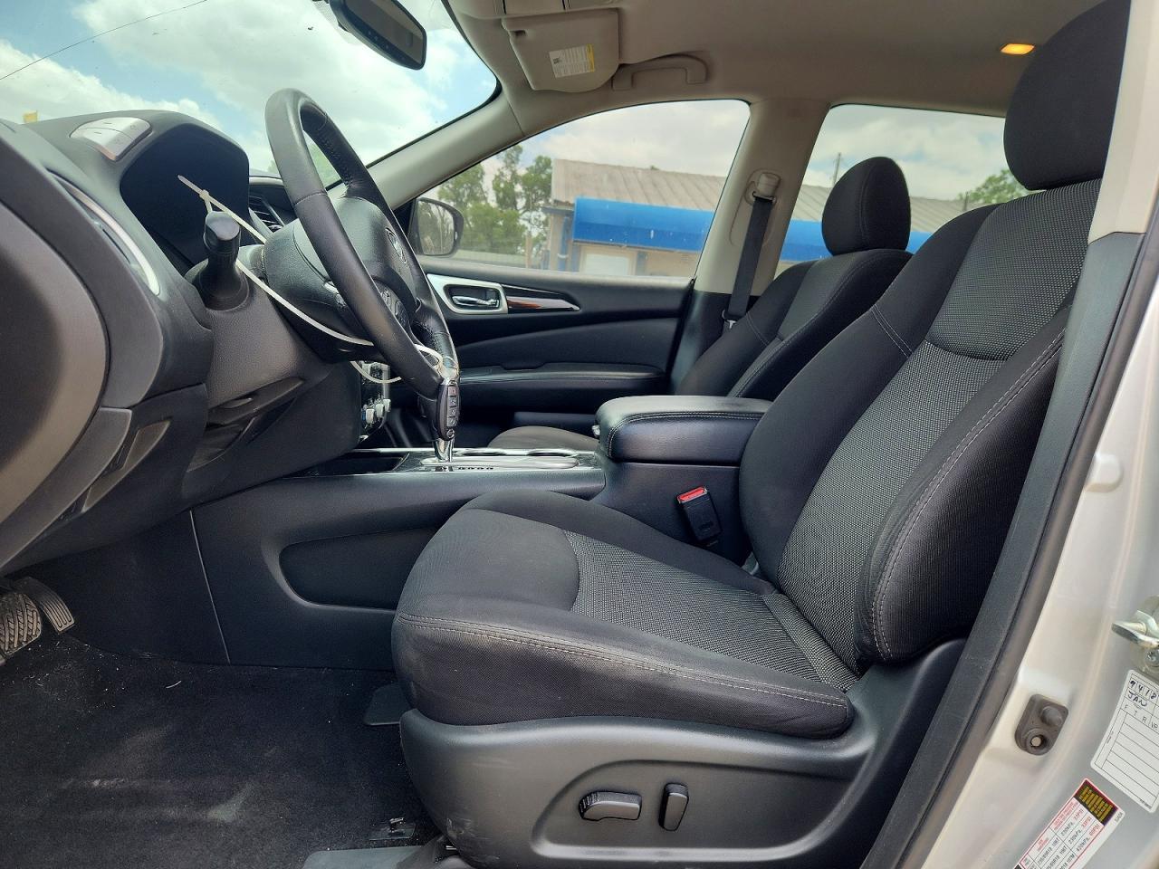 2020 Nissan Pathfinder Sv - Image 7