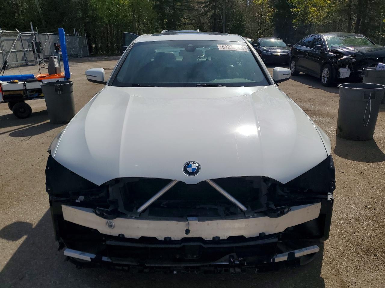 2023 BMW 330Xi - Image 5