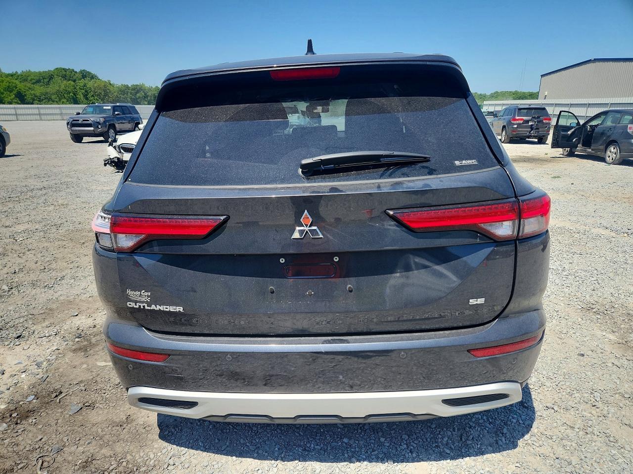 2024 Mitsubishi Outlander Se - Фото 6