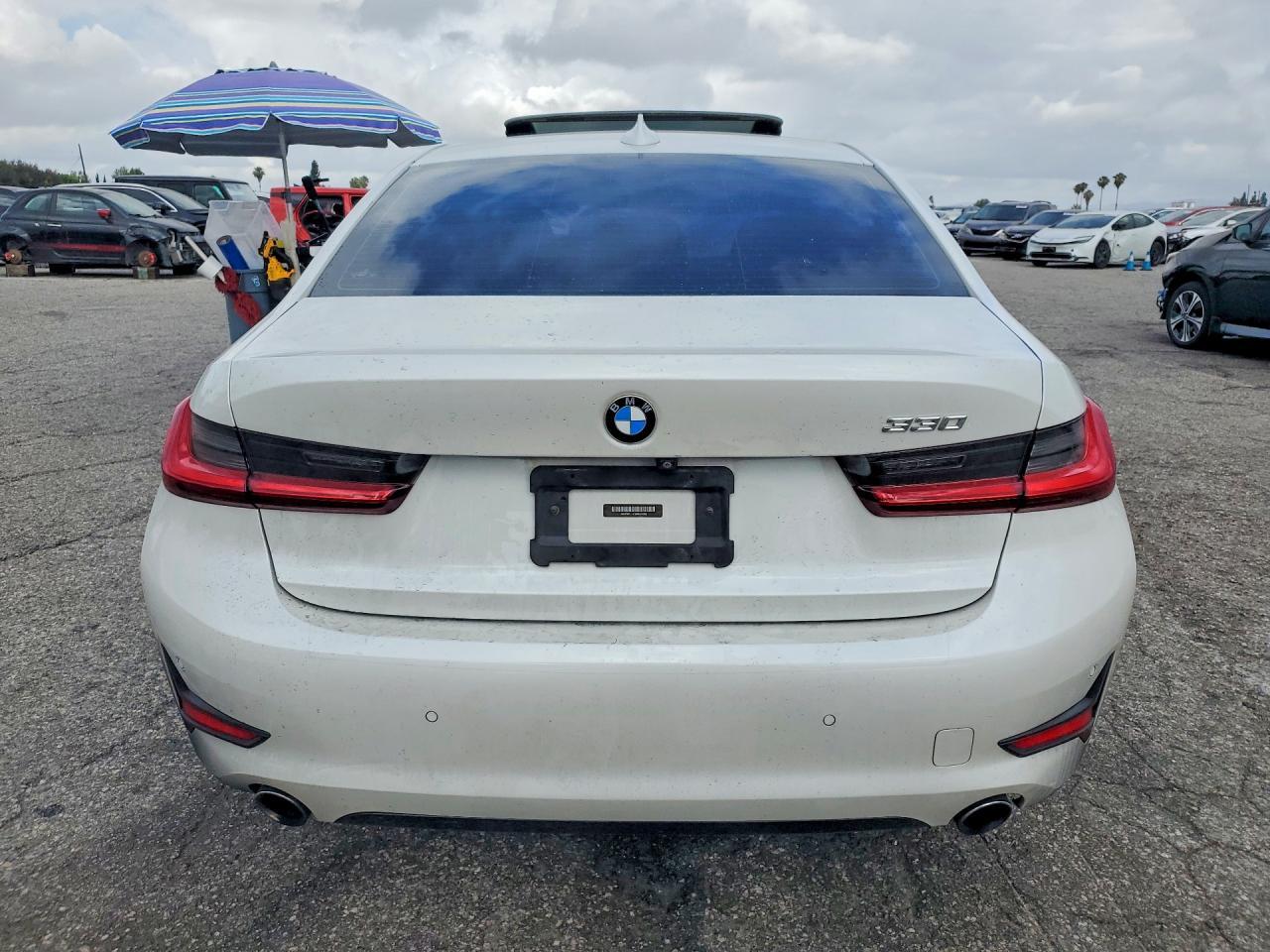 2021 BMW 330I - Фото 6
