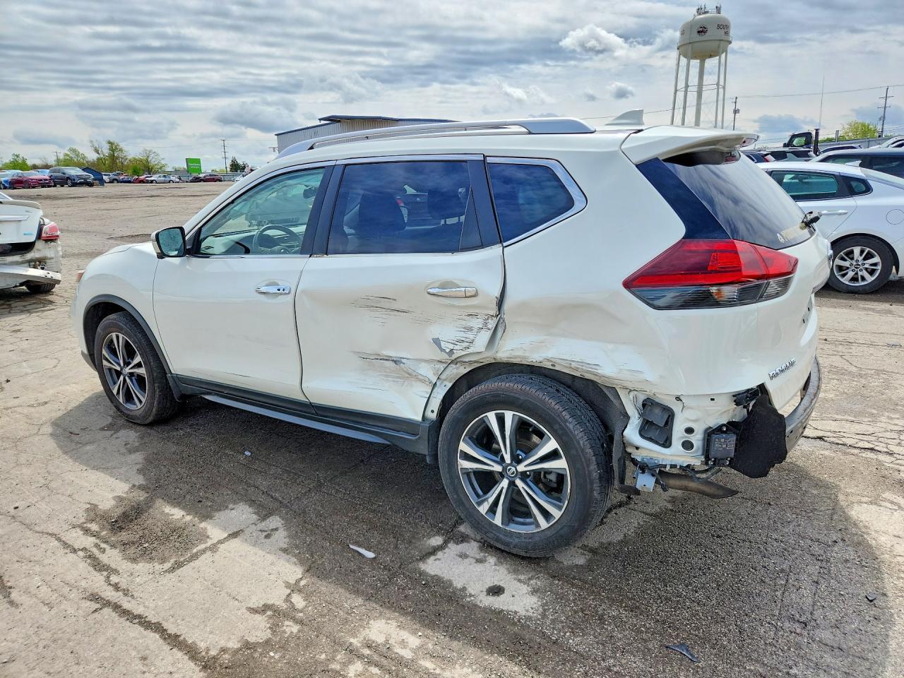 2020 Nissan Rogue Sv - Фото 2