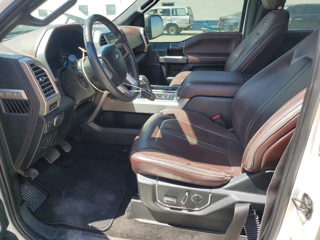 2015 Ford F-150 - Image 7