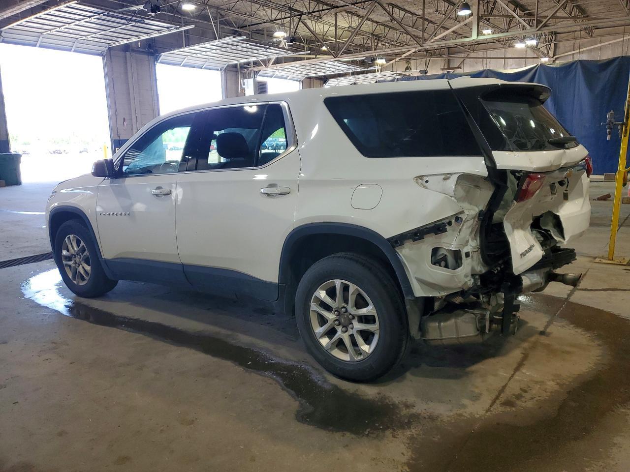 2019 Chevrolet Traverse Ls - Image 2