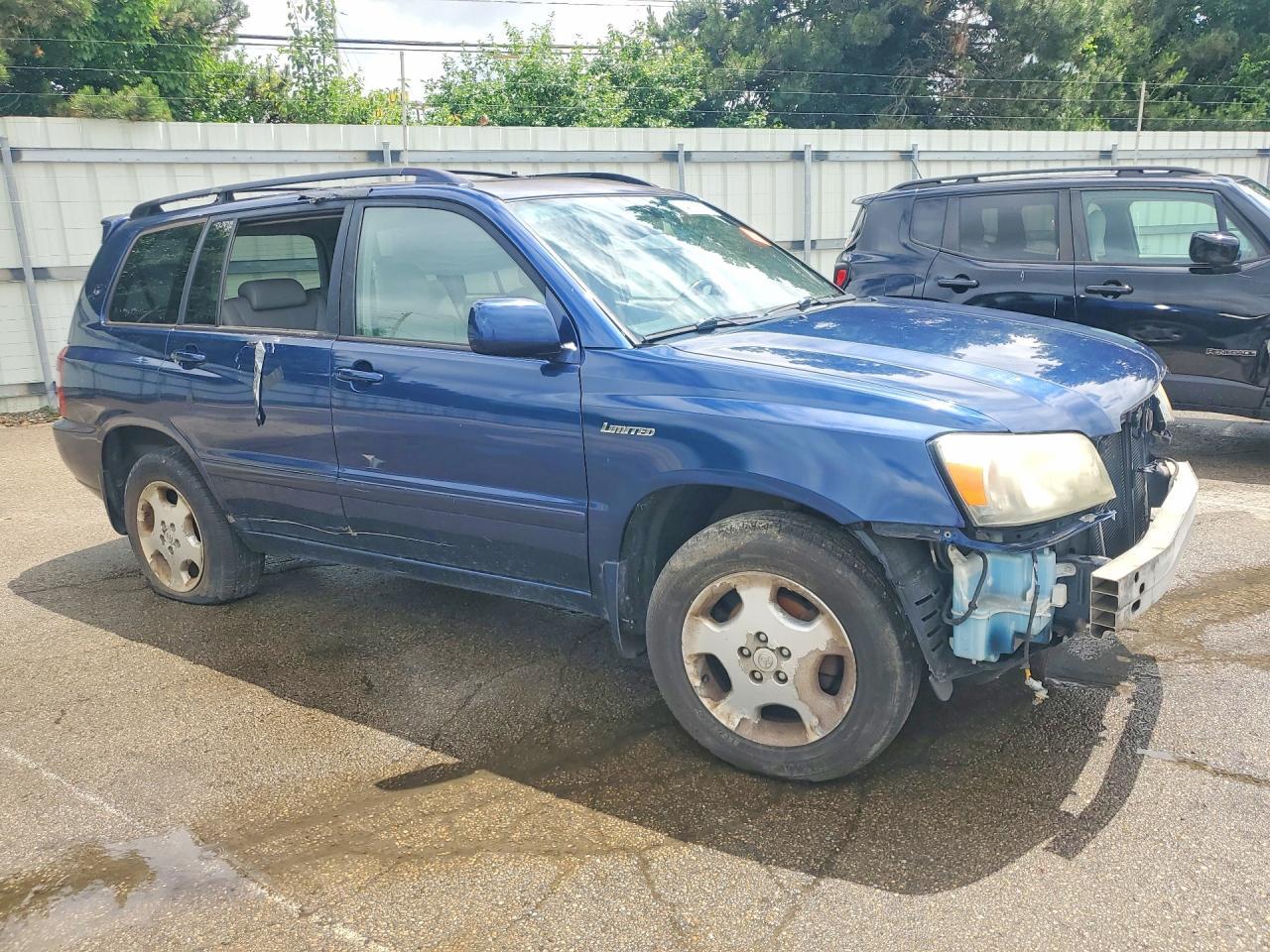 2004 Toyota Highlander Limited - Image 4