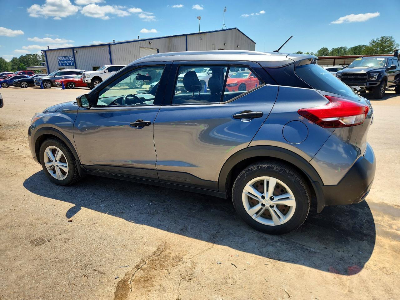 2018 Nissan Kicks S - Фото 2