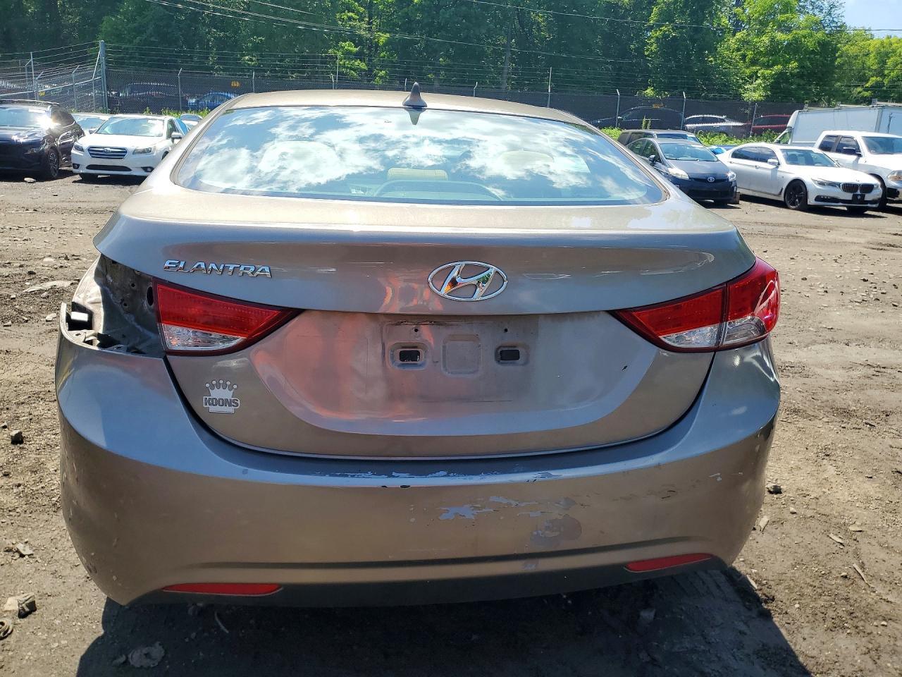 2013 Hyundai Elantra Gls - Image 6