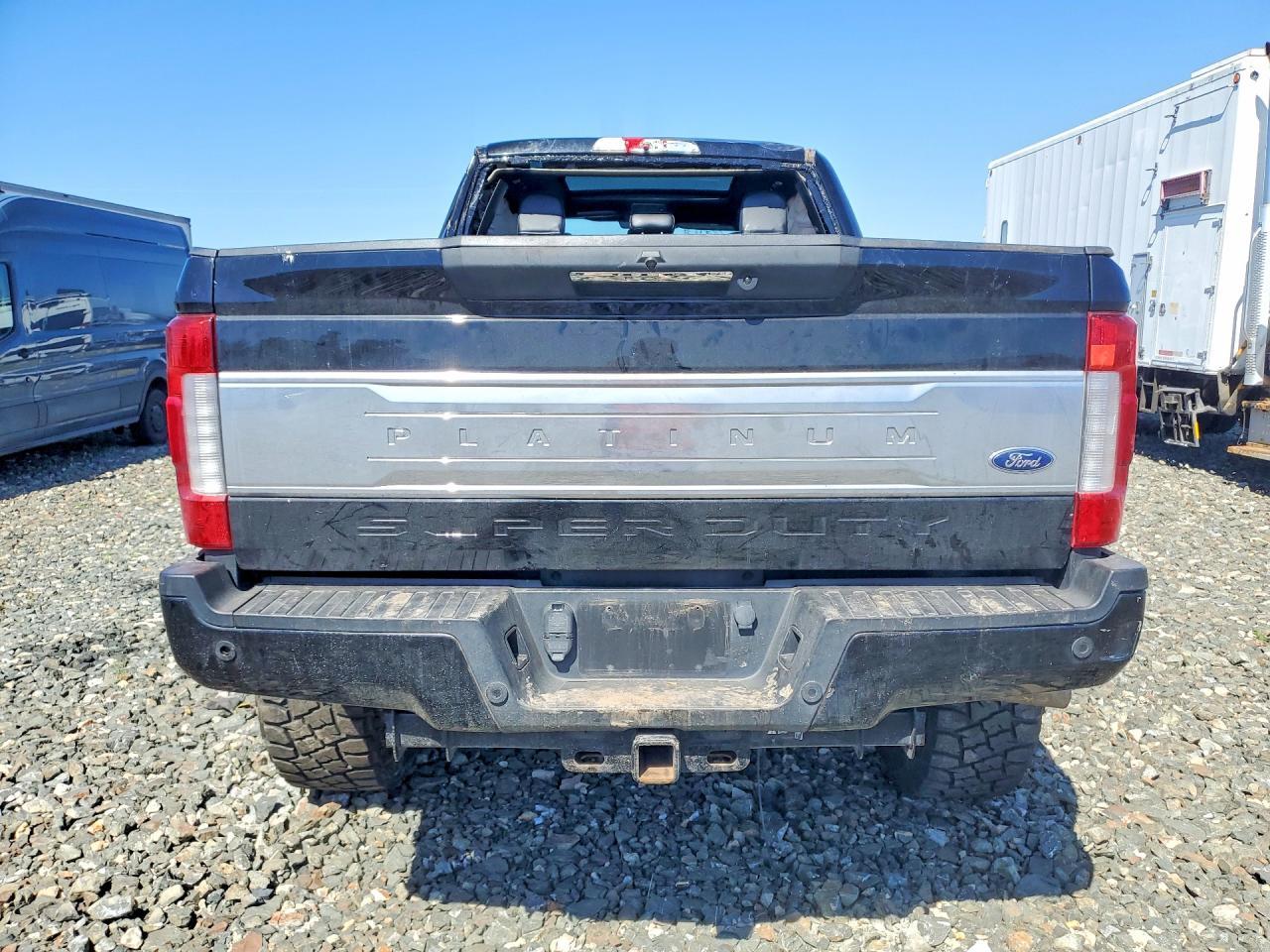 2017 Ford F350 Super Duty - Image 6