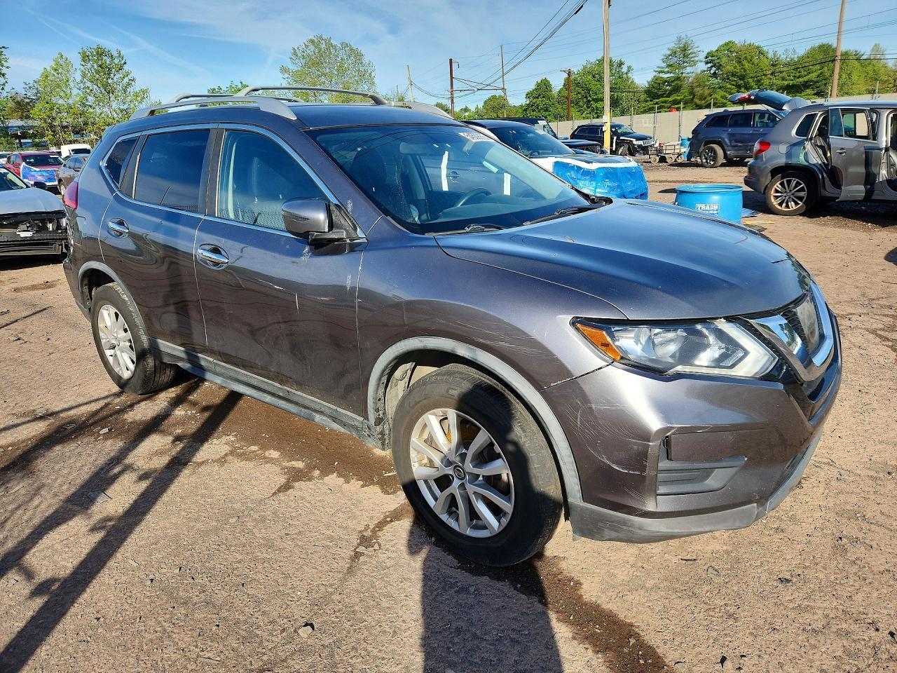 2017 Nissan Rogue Sv - Image 4