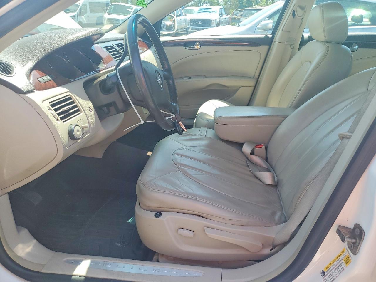 2008 Buick Lucerne Cxl - Image 7