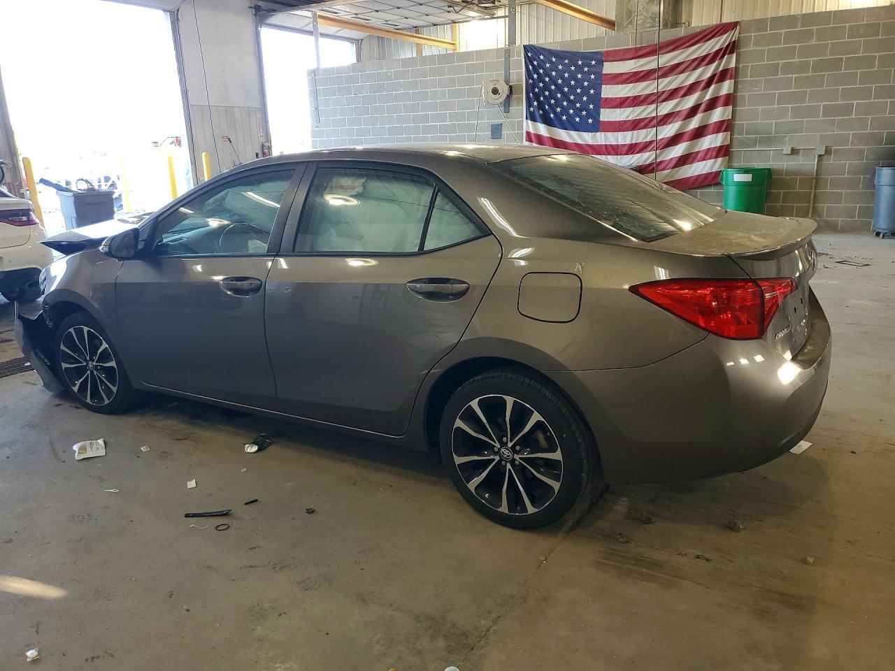 2019 Toyota Corolla Se - Фото 2