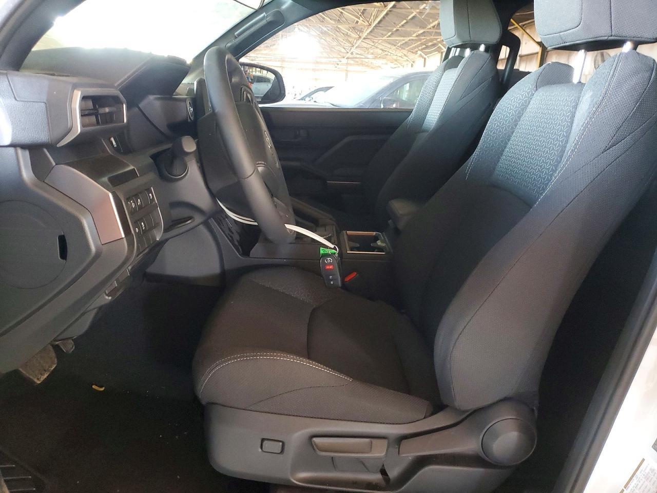 2025 Toyota 4Runner Sr5 - Image 7
