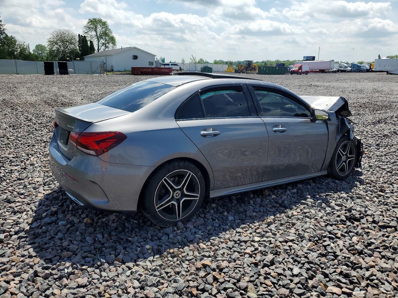 2019 Mercedes-Benz A 220 4Matic - Фото 3