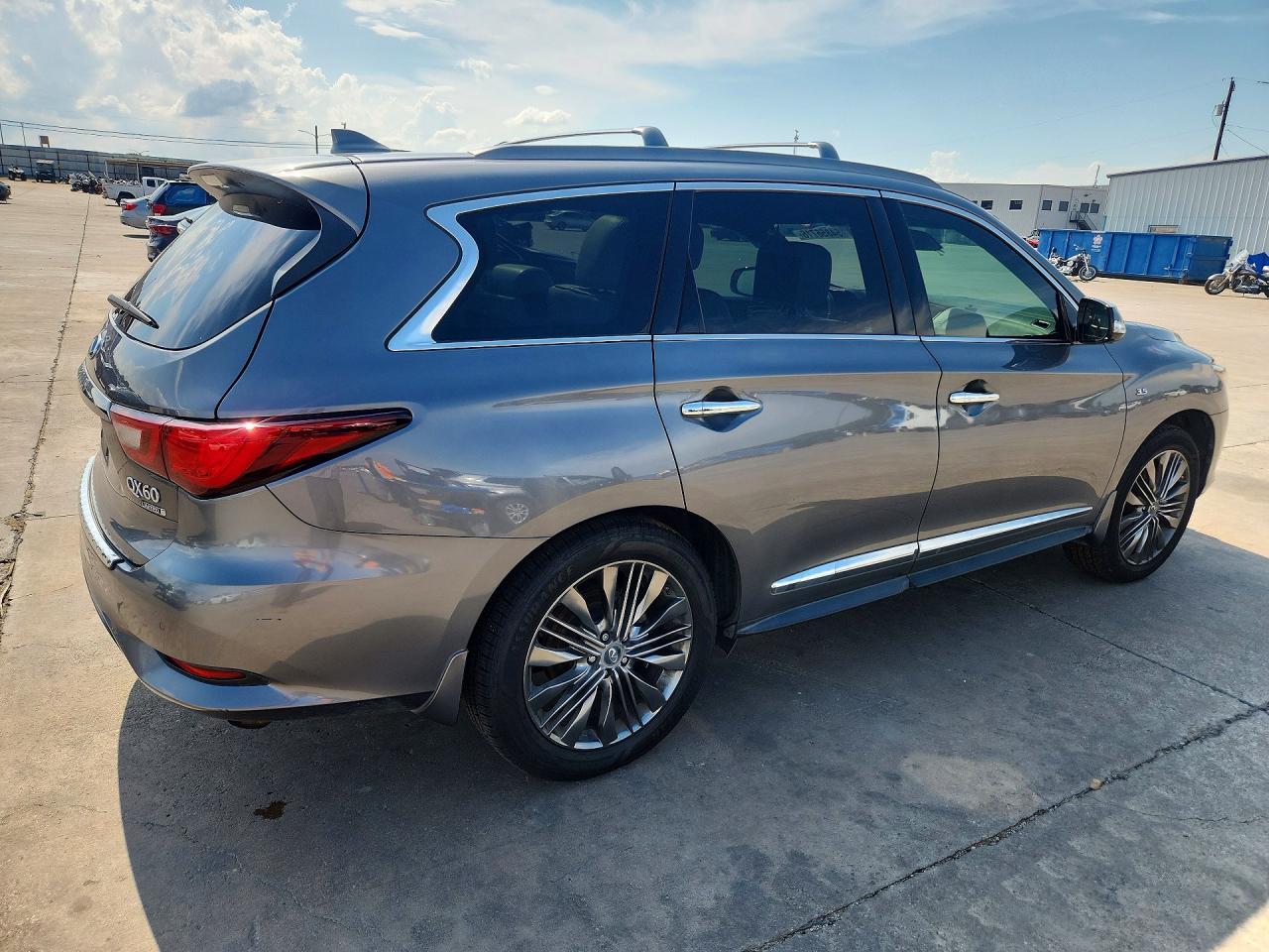 2019 Infiniti Qx60 Luxe - Фото 3