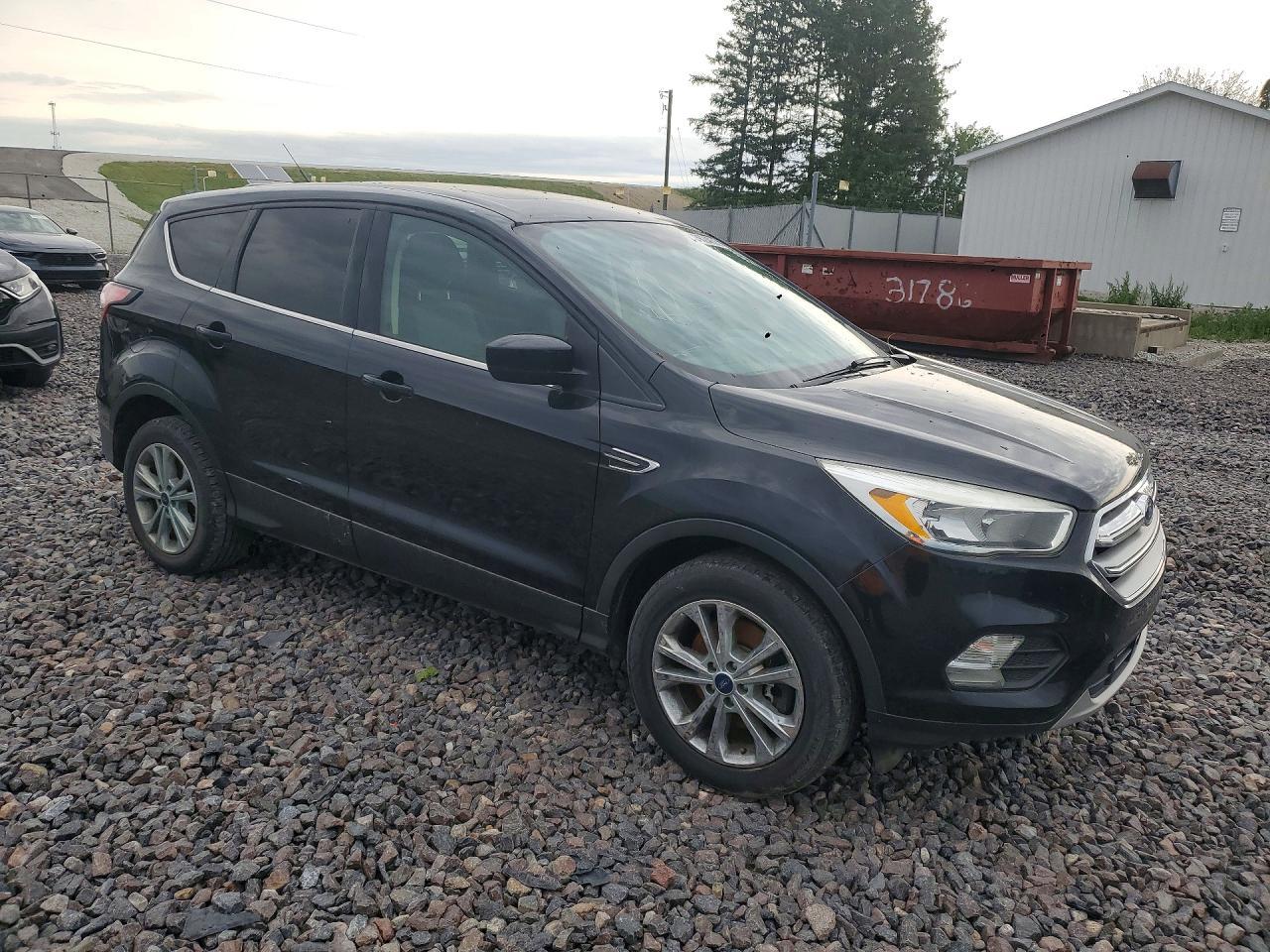 2017 Ford Escape Se - Image 4