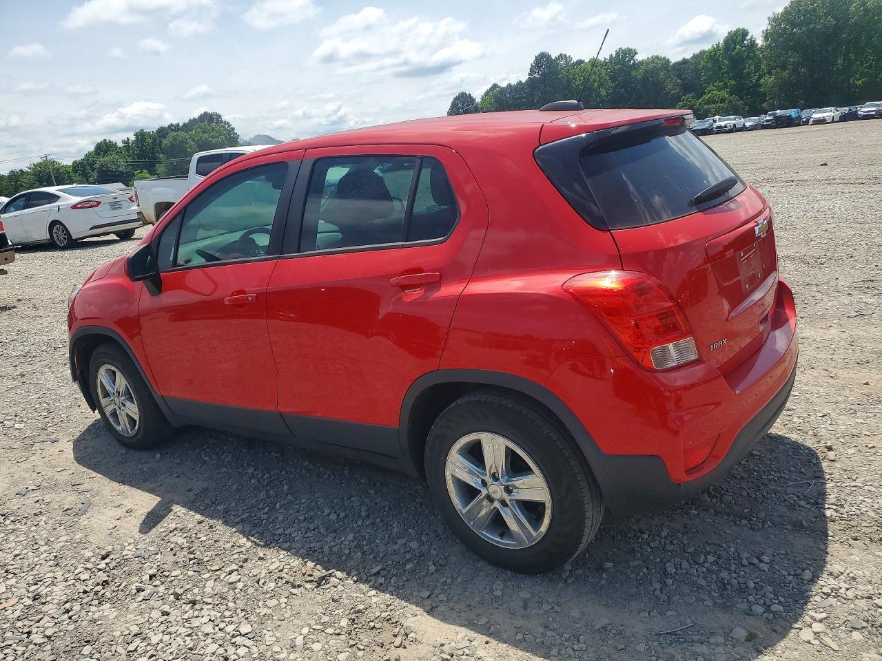 2020 Chevrolet Trax Ls - Image 2