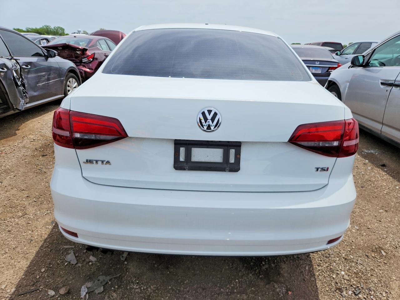2017 Volkswagen Jetta S - Фото 6