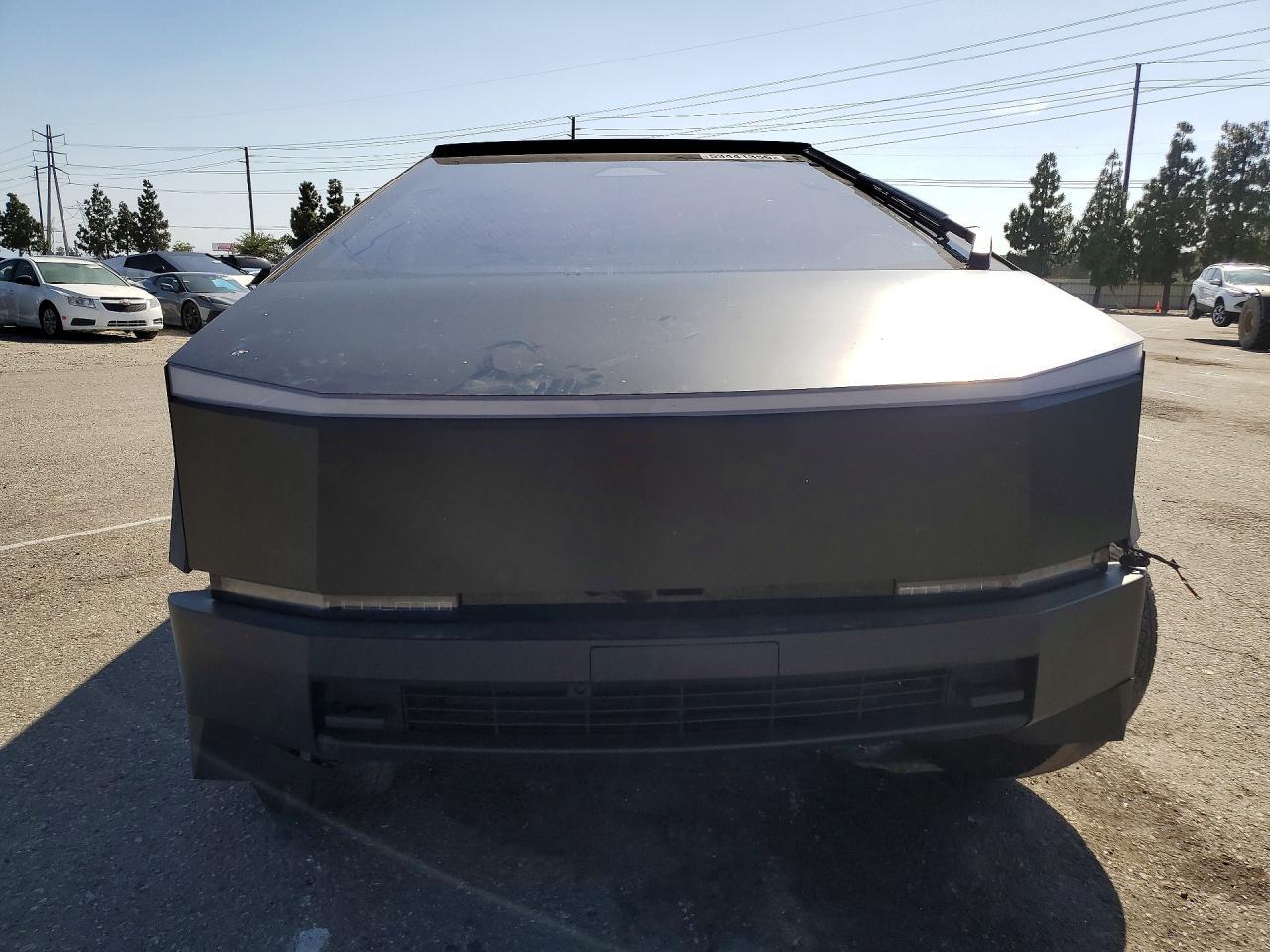 2024 Tesla Cybertruck - Фото 5