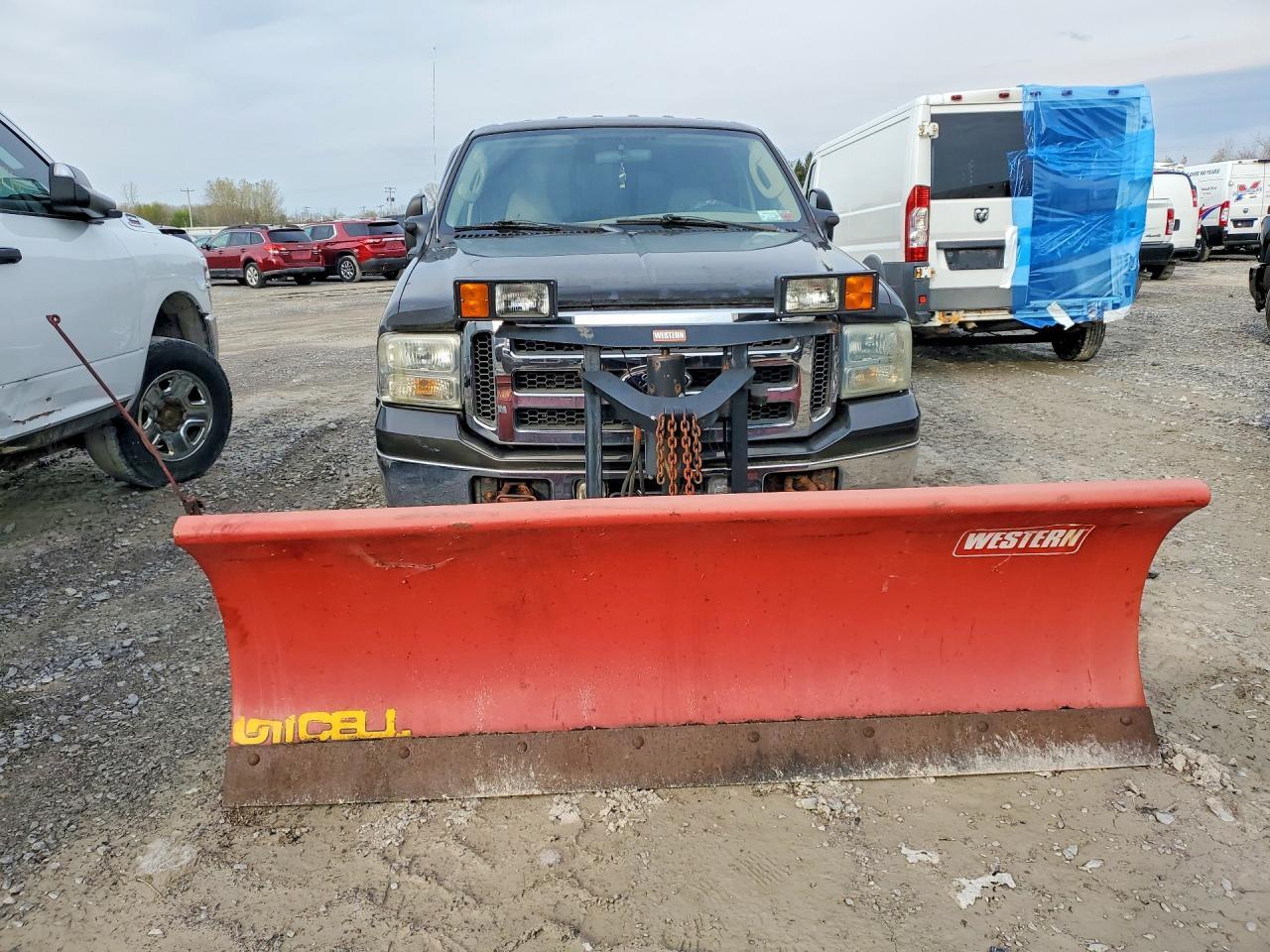 2005 Ford F250 Super Duty - Image 5