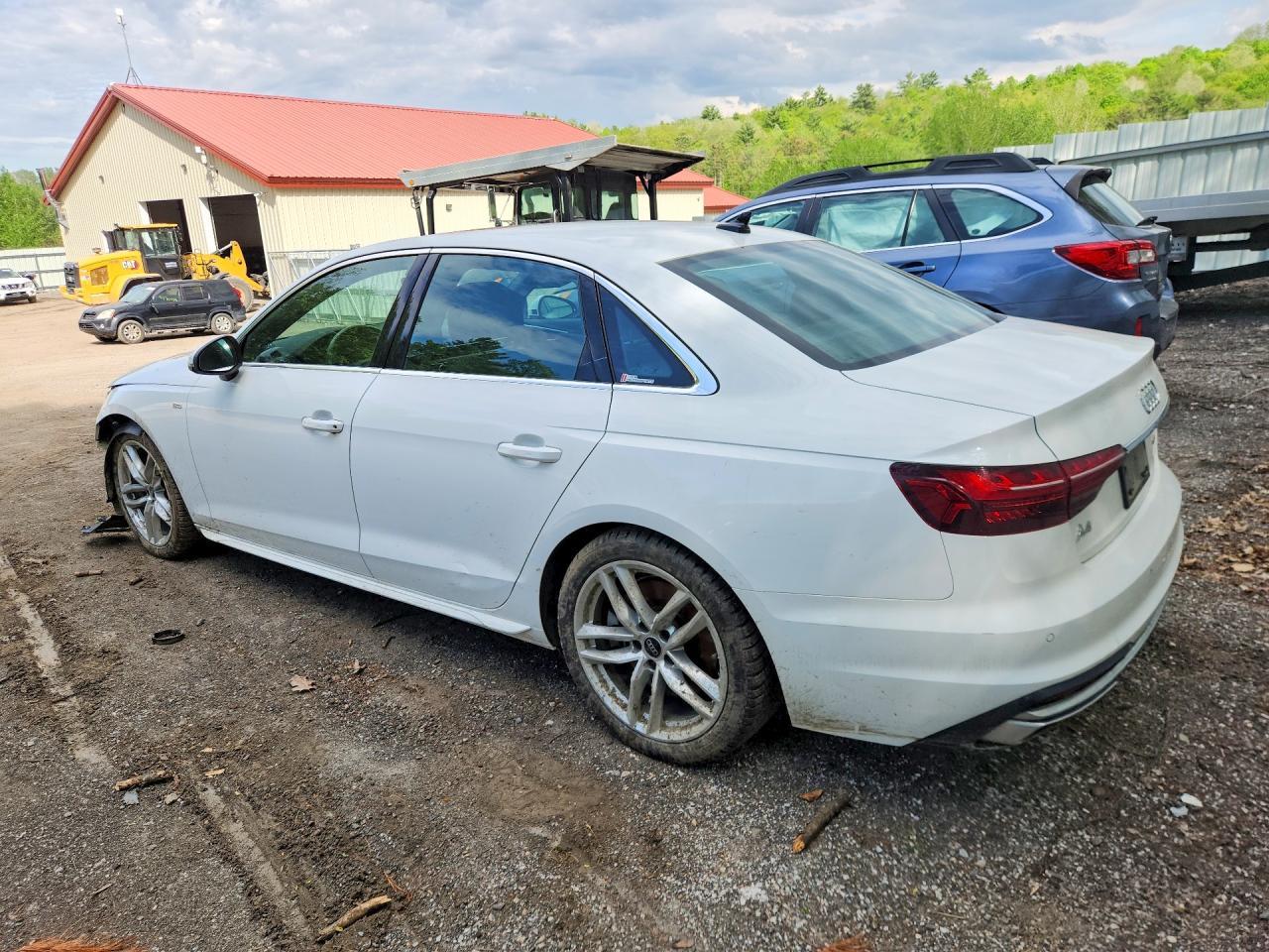 2023 Audi A4 Premium Plus 45 - Фото 2