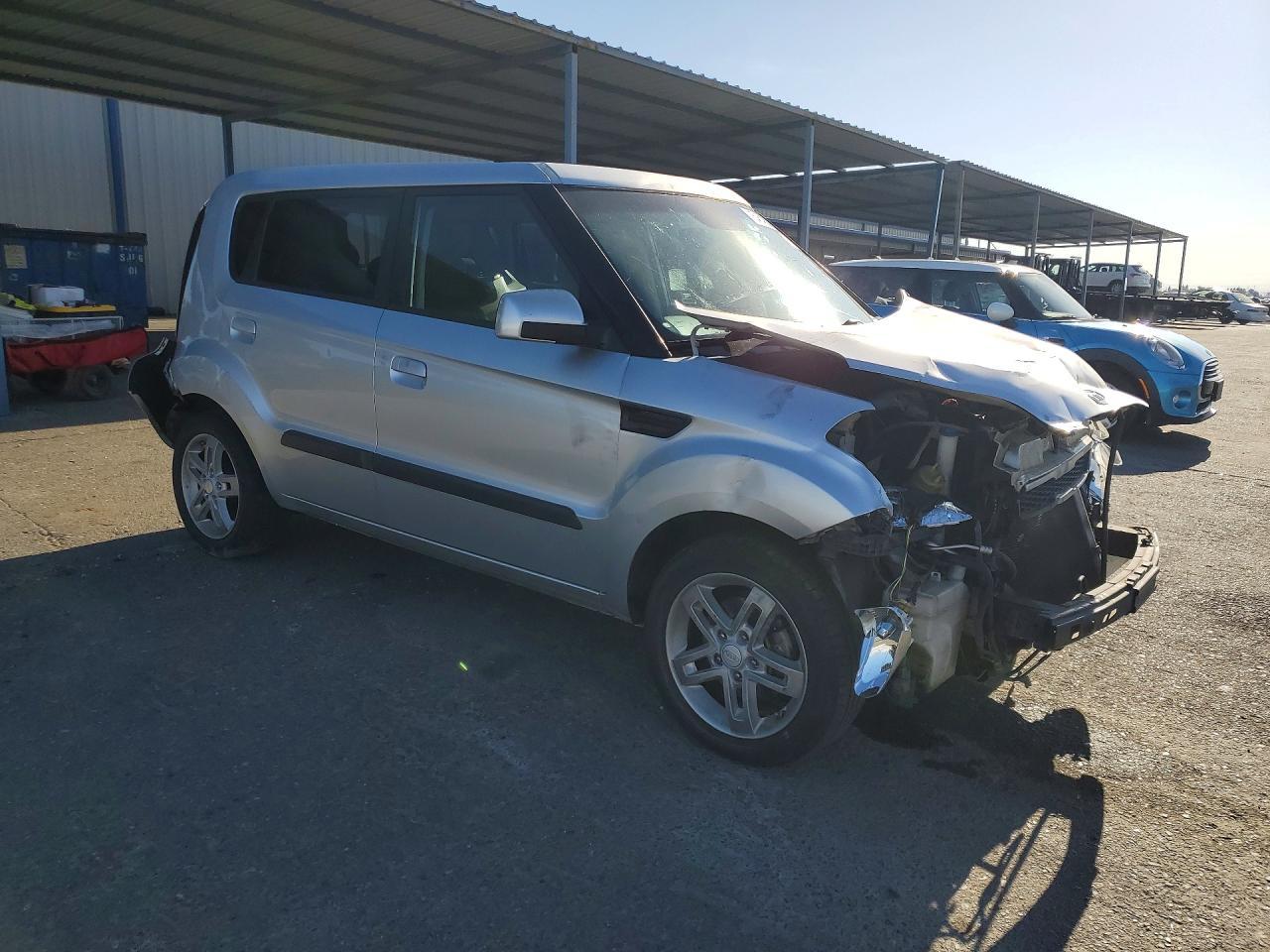 2010 Kia Soul + - Фото 4
