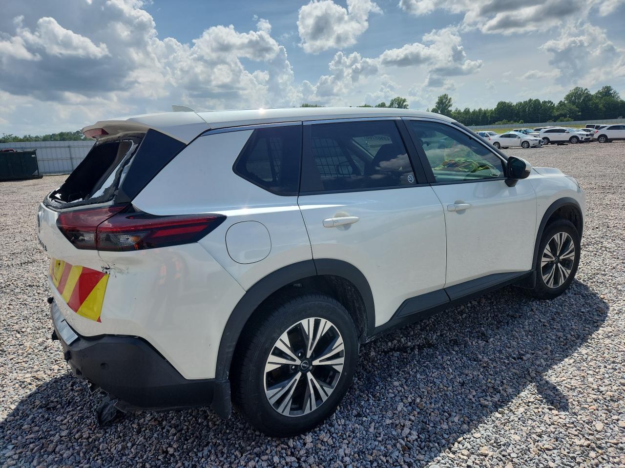2023 Nissan Rogue Sv - Фото 3