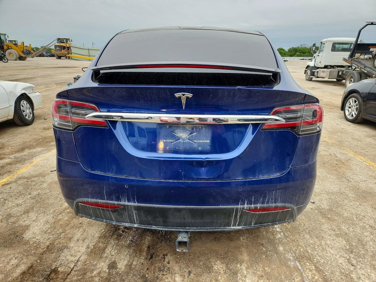 2019 Tesla Model X - Фото 6