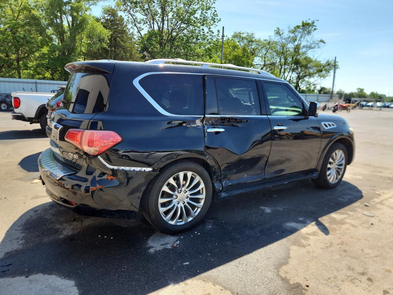2017 Infiniti Qx80 Base - Image 3