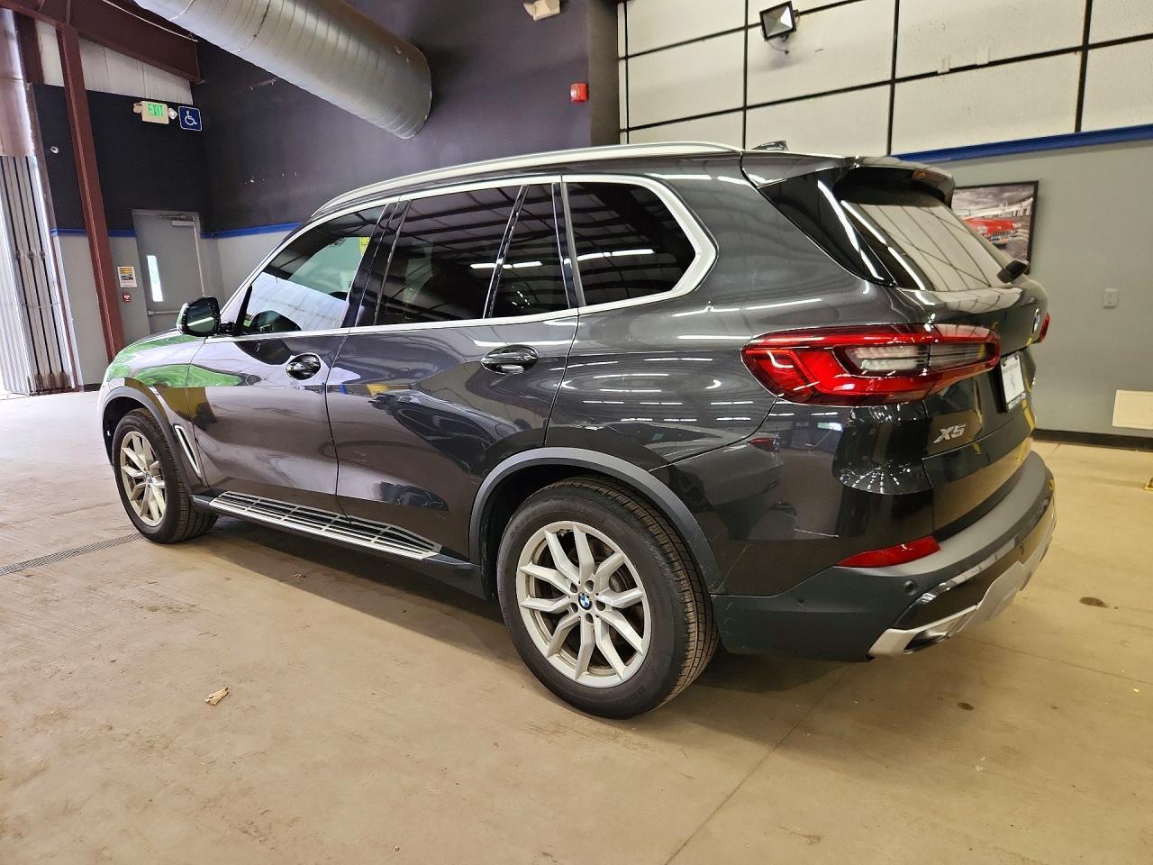 2020 BMW X5 xDrive40I - Image 2
