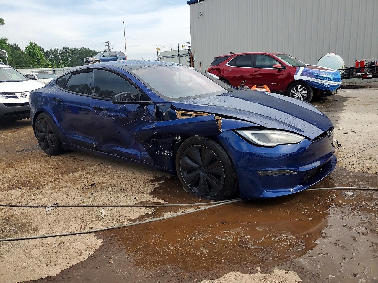 2022 Tesla Model S - Фото 4