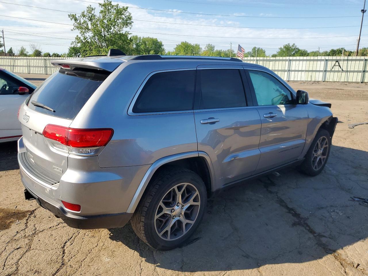 2018 Jeep Grand Cherokee Limited - Фото 3