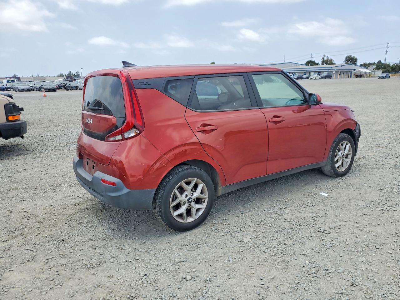 2022 Kia Soul Lx - Фото 3