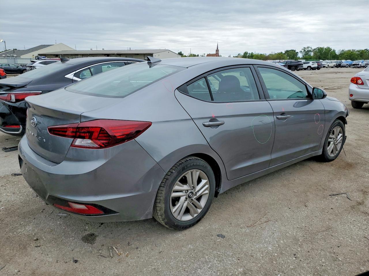2019 Hyundai Elantra Sel - Image 3
